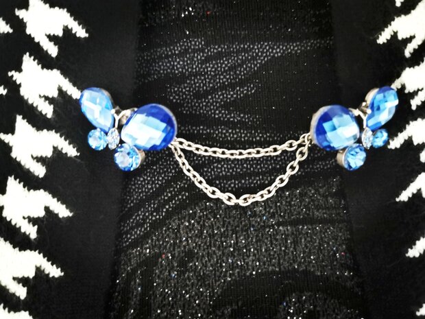 Clips met dubbel ketting, blauwe facet vlinder