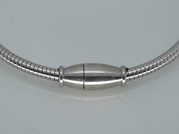 Flex Armband 19cm, 2 kleur & 3 wit kristalrijen, edelstaal