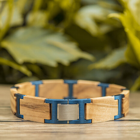 Vurig Olijf houten Armband, RVS tussenschakels blauwkleurig