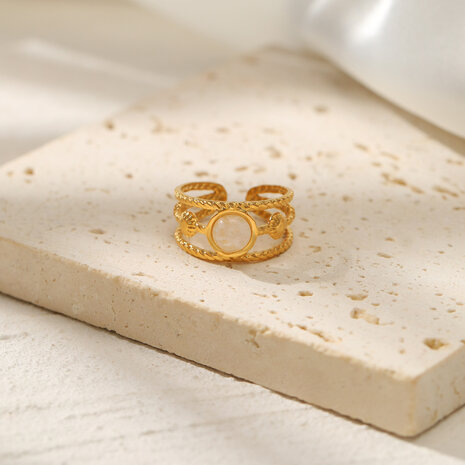 Ring aus Edelstahl, goldfarben, breites dreireihiges Motiv mit Mondstein-Edelstein, verstellbar