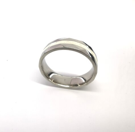 Edelstaal Ringen, hoekig, witte band, doos 36 St