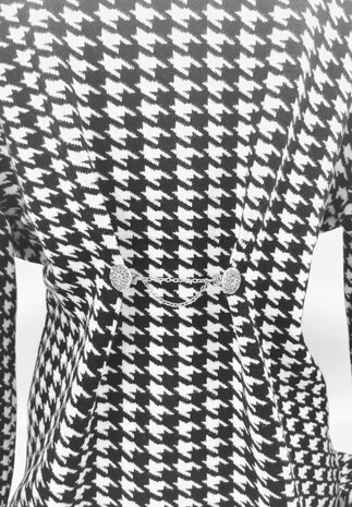 Clips aan dubbele ketting, Mandala symbool in antiek zilverkleur.