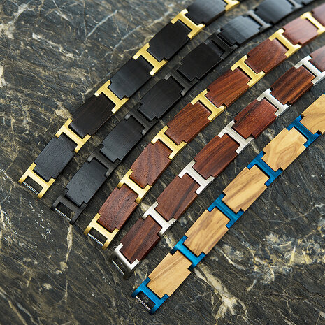 Armband Donker bruin Ebony houten L 21.5 cm, RVS tussenschakels mat zwart