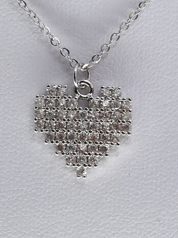 Ketting RVS met een hanger in de vorm Hartje