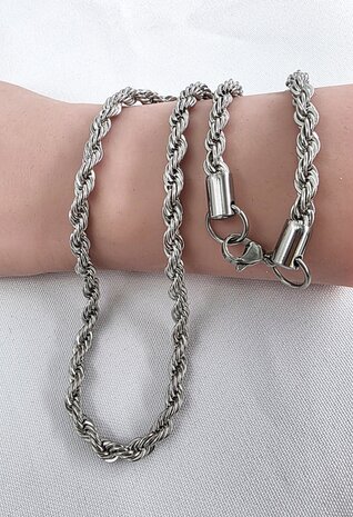 Halsketting rvs gevlochten/Gedraaide motie L 45 cm * Br 5mm 