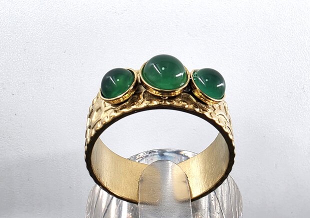 Ring RVS drie Groene agaat edelstenen goudkleurige