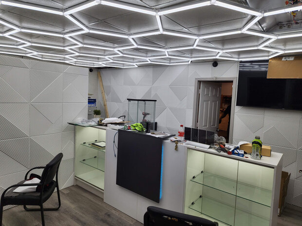 Hexagon ledverlichting voor oa garage, werkplaats, kapsalon, fitness ruimte, energiezuinig,  aluminium frame, kunststof kap