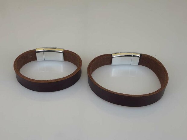 Kinderarmband aus Leder, 15,5 cm, braun &ndash; klein und glatt