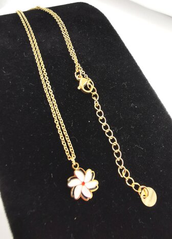 Set: Halskette mit Anh&auml;nger Melati goldfarben und Ohrstecker aus Edelstahl, die indische Jasminbl&uuml;te.