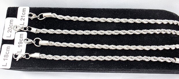 Edelstahl Silberfarbenes gedrehtes Armband, 18,19, 21 cm