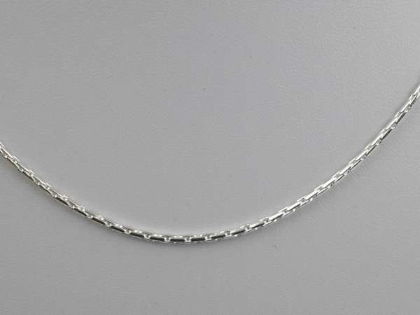 Ketting, 46 cm, zilverkleur.