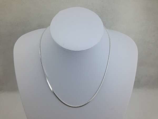 Ketting, 46 cm, zilverkleur brede plat.