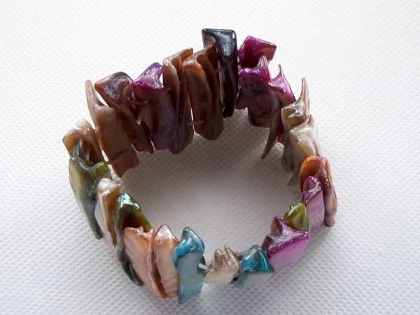 Schelp armband multi kleur.