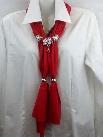 Sjaal met mix koppelstuk en ringen kleur: rood.