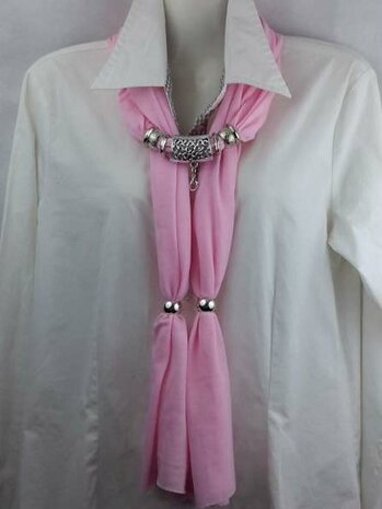 Sjaal met mix koppelstuk en ringen kleur: zacht roze.