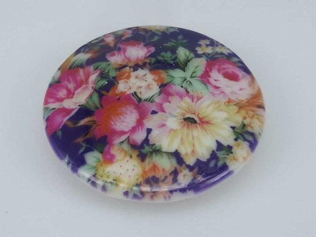 Porseleinen broche met magneetsluiting, Bouquet