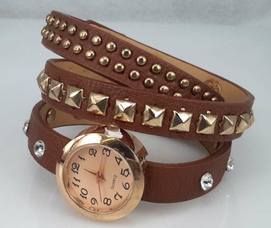 Armbandhorloge, PU leren wrap (3), 8 wit kristal. vierkante-, spijkerstuds, 4 kleur.