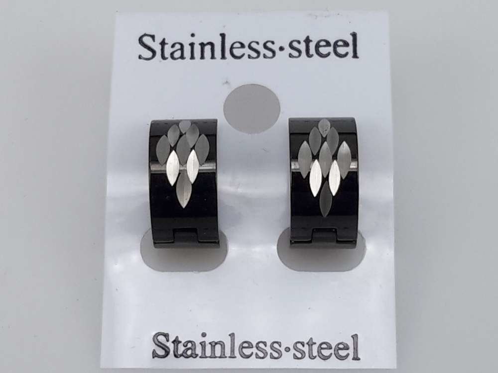 Ohrringe aus Edelstahl, breit, schwarz mit Blattsilber.