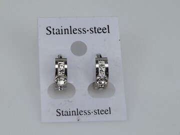 Oorring, 4 witte & 1 grote strass, rvs edelstaal