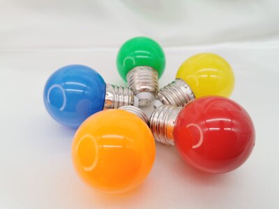 Farbige Ledlampe 1,2 W, E27 G45