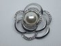 deftige Broche, witte parel, strass_